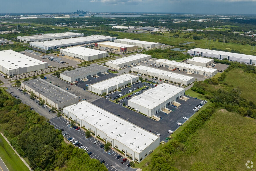 More Photos Of 4610-4630 Eagle Falls Pl, Tampa Warehouse For Lease
