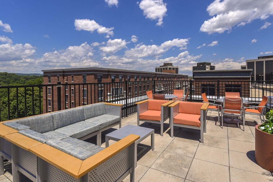 More Photos Of 30 Cattano Ave, Morristown Apartments For Lease