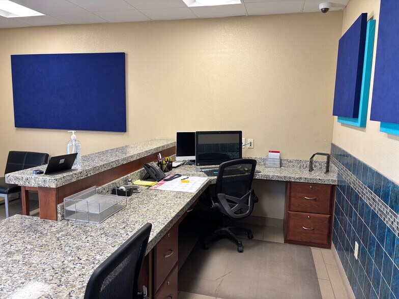 More Photos Of 992 Marchy Ln, Ceres Distribution For Sale