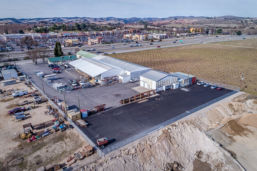More Photos Of 2320 Ramada Dr, Paso Robles Industrial For Lease