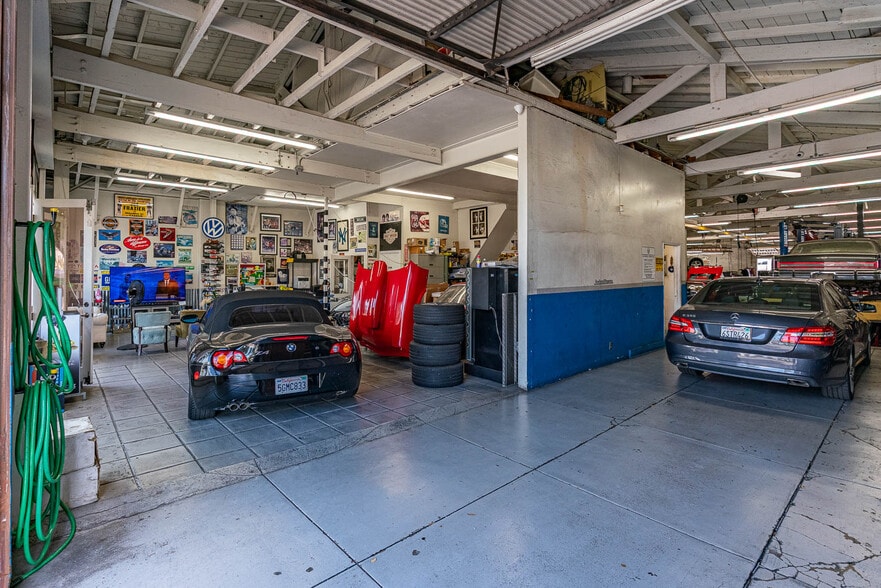 More Photos Of 242 W Commonwealth Ave, Fullerton Auto Repair For Sale