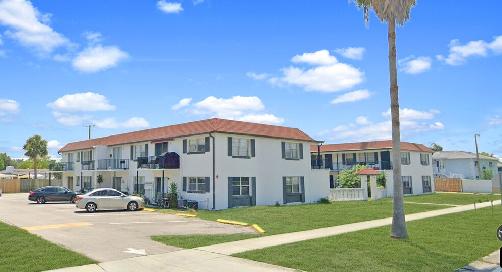 More Photos Of 955 Knox McRae Dr, Titusville Apartments For Sale