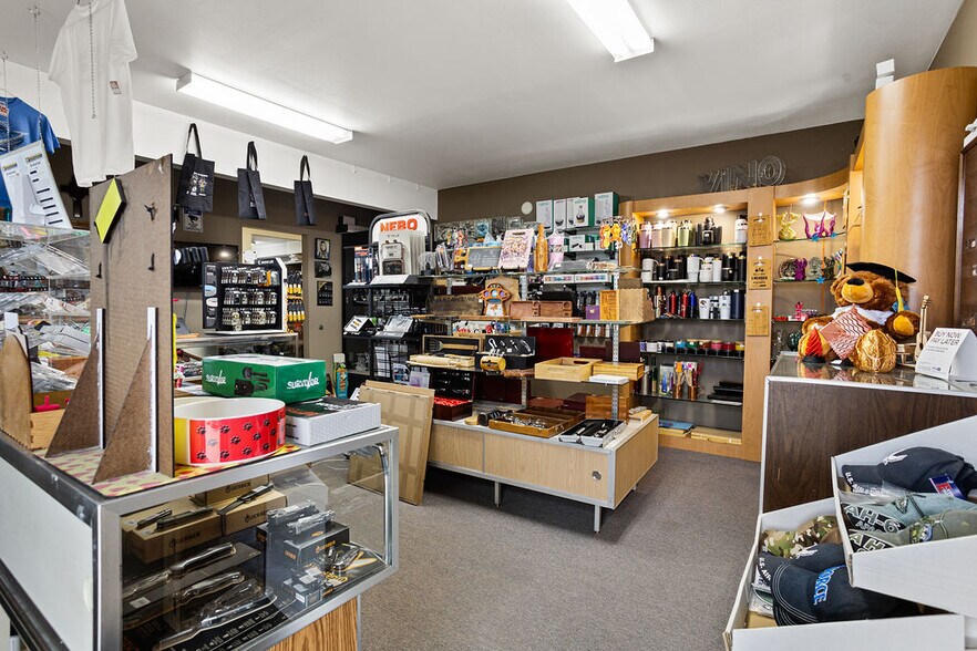 More Photos Of 2001 8th Ave SE, Minot General Retail For Sale