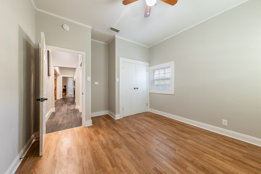 More Photos Of 2511 San Gabriel St, Austin Multifamily For Sale