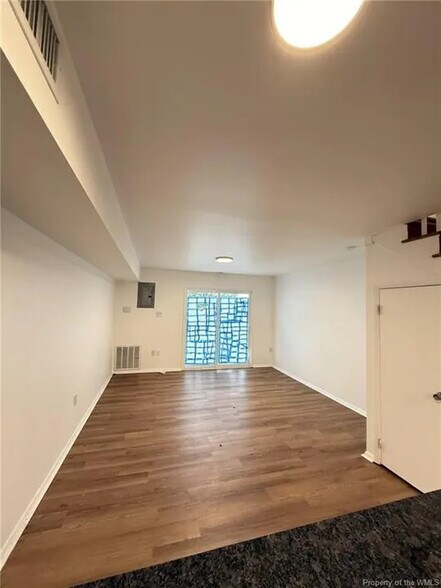 More Photos Of 319 Main St, West Point Apartments For Sale