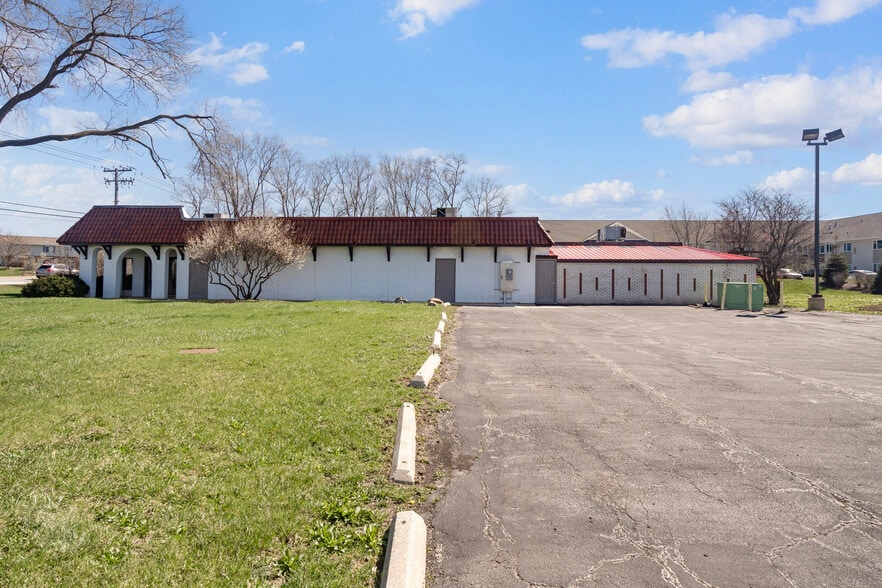 More Photos Of 6363 Lincoln Hwy, Matteson Office For Sale