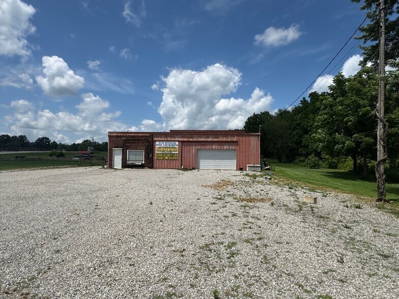 Primary Photo Of 529 W Main St, Leitchfield Warehouse For Sale