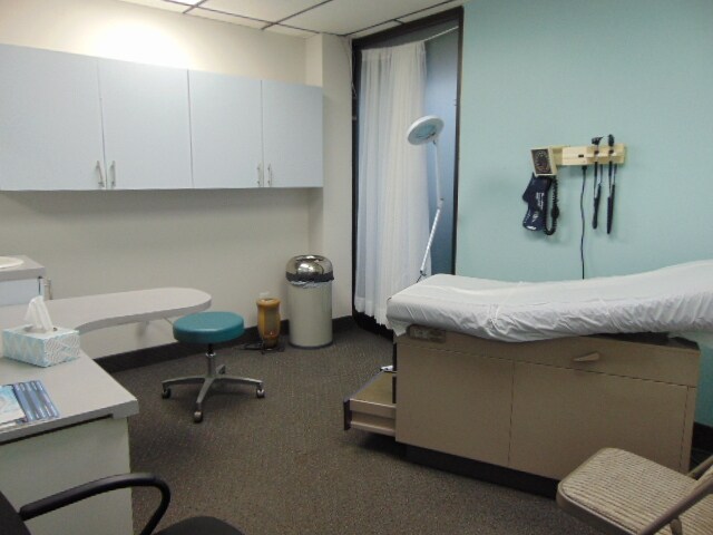 More Photos Of 30000 Orchard Lake Rd, Farmington Medical For Sale