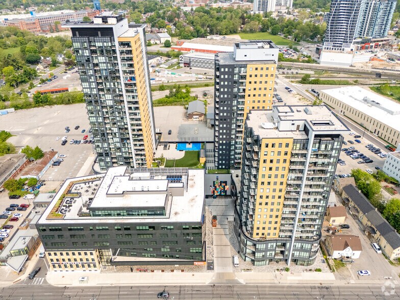 More Photos Of 100 Victoria St S, Kitchener Apartments For Lease