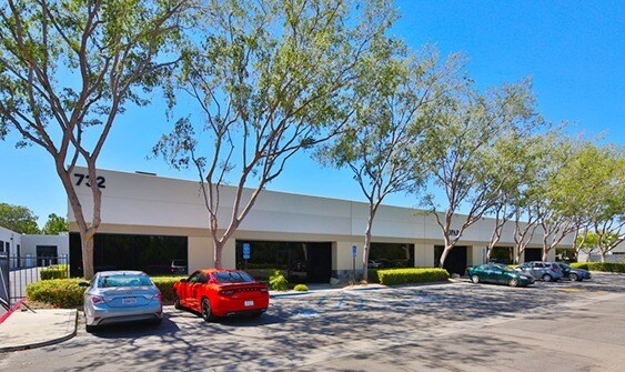 More Photos Of 720 E Carnegie Dr, San Bernardino Light Distribution For Lease
