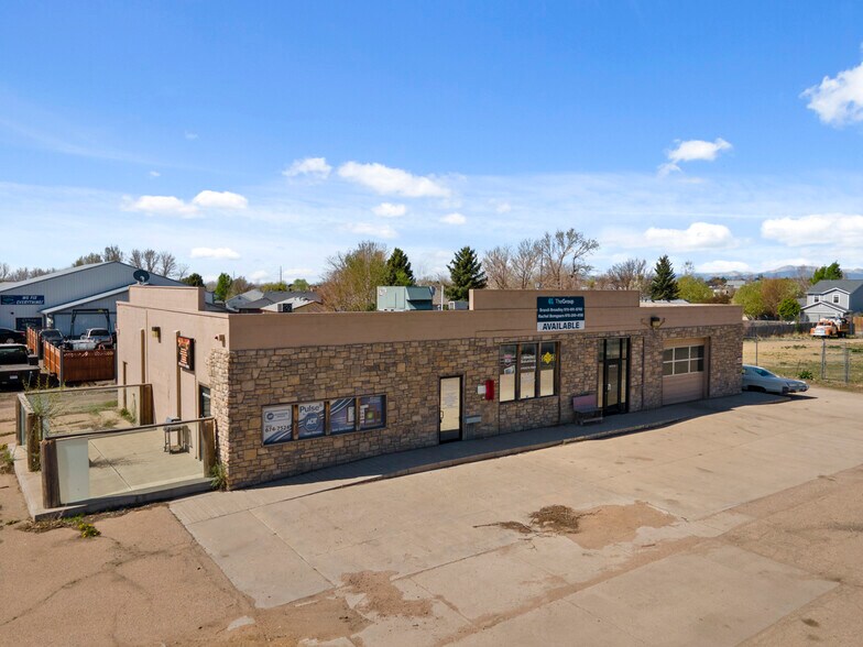 More Photos Of 106 W 4th St, Severance Warehouse For Sale