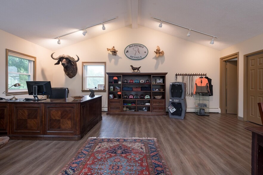 More Photos Of 175 Decoverly Lane, Falls Specialty For Sale
