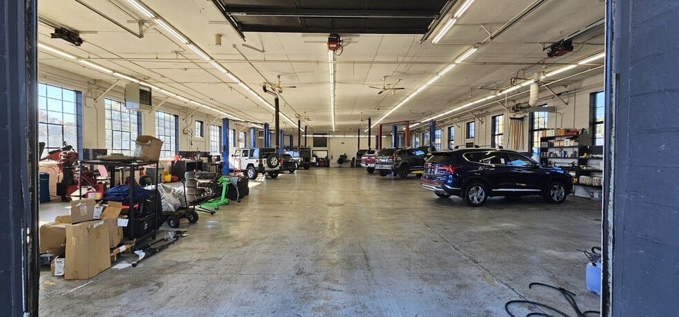More Photos Of 5-13 Cape Rd, Milford Auto Dealership For Sale