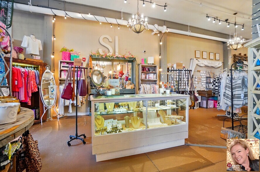 More Photos Of 109 N Hayne St, Monroe Apartments For Sale