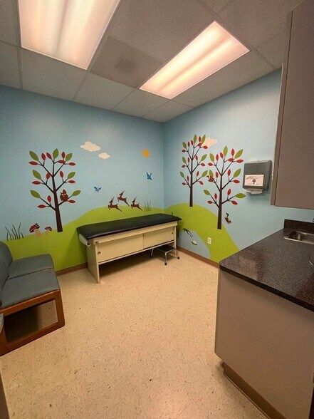 More Photos Of 11780 FM 1960 Rd W, Houston Medical For Sale