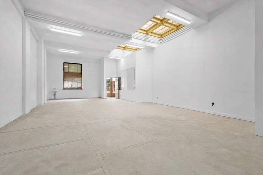 More Photos Of 50 School St, Glen Cove Office Residential For Sale