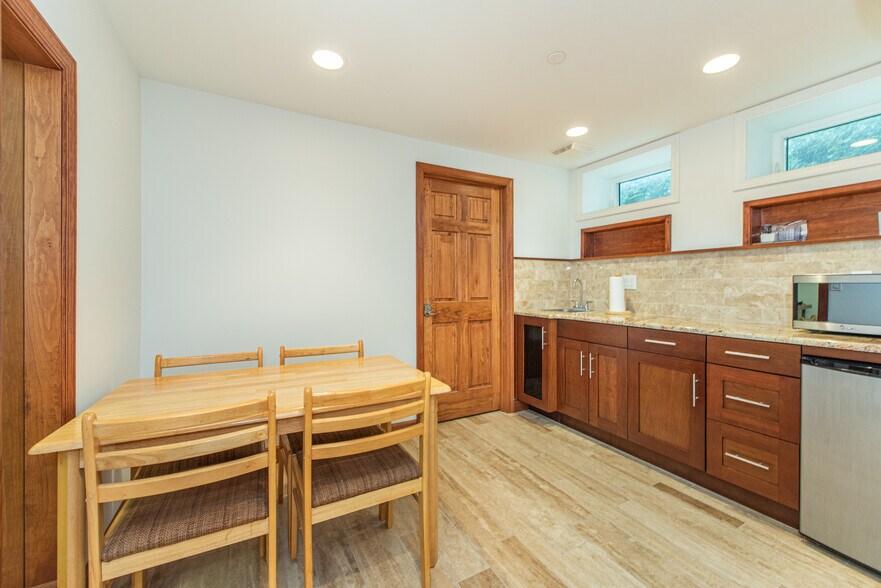 More Photos Of 501 Westfield Ave, Westfield Office For Lease