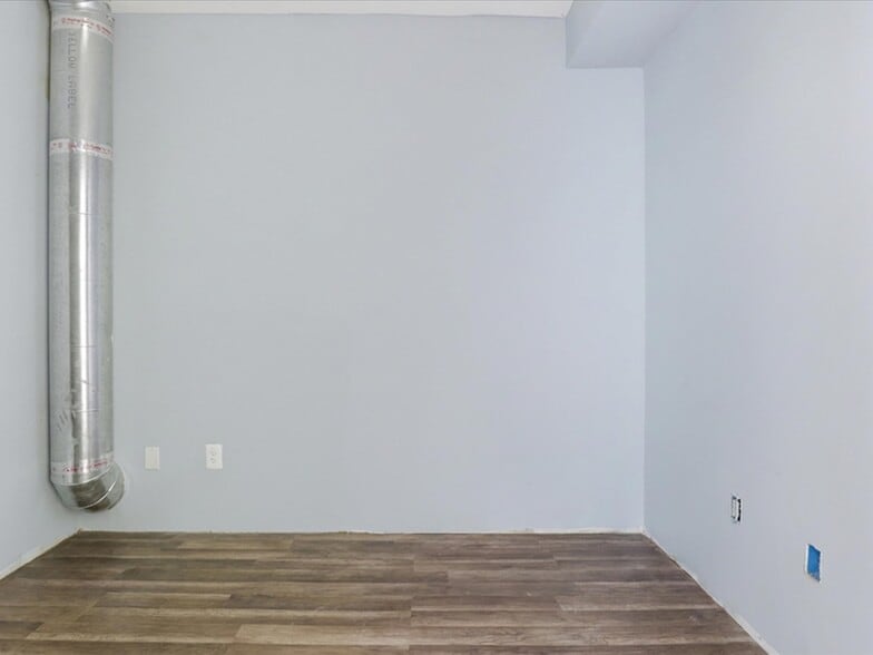 More Photos Of 151 E O St, Purcellville Office For Lease