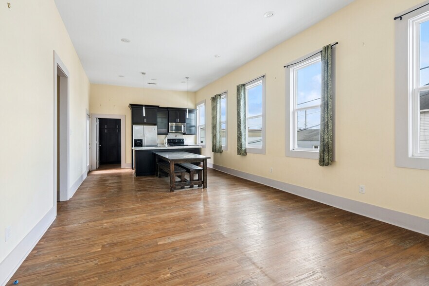 More Photos Of 2764 Orleans Ave, New Orleans Storefront Retail Residential For Sale