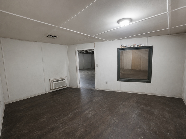 More Photos Of 6662 Buford Hwy, Atlanta Auto Dealership For Lease