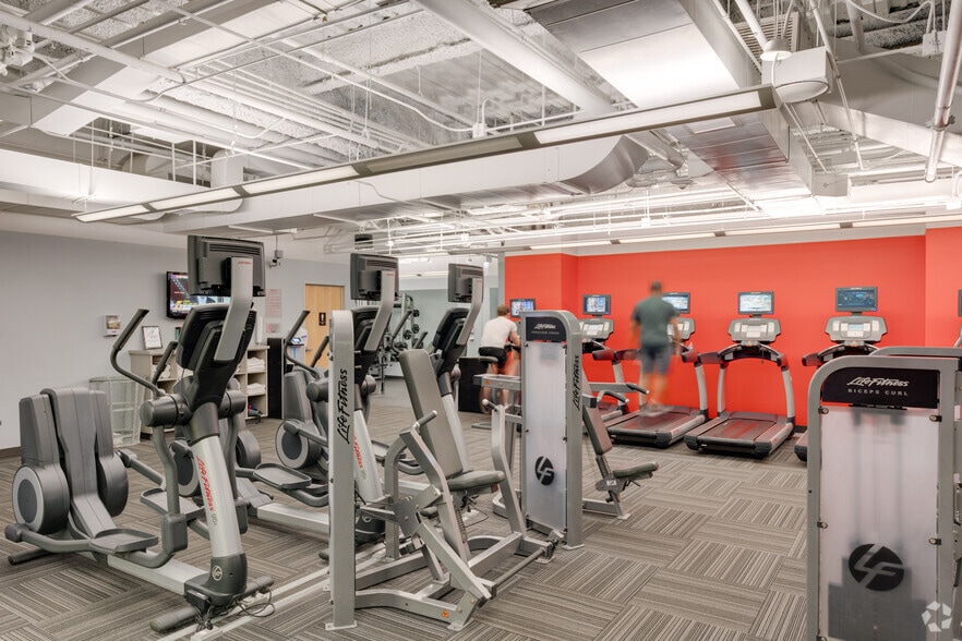 More Photos Of 30 N LaSalle St, Chicago Office For Lease