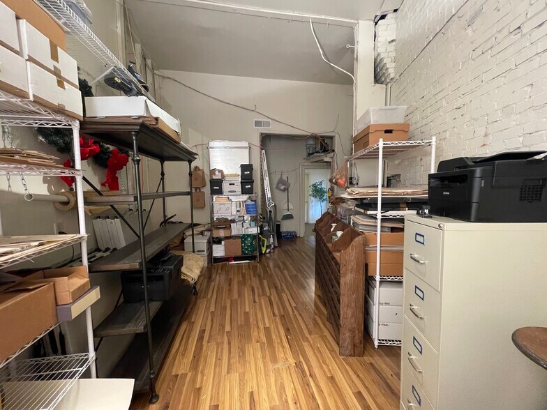 More Photos Of 1903 Cahaba Rd, Mountain Brook Storefront For Lease