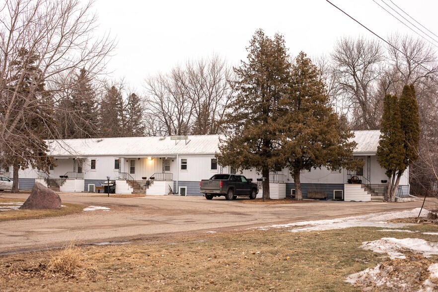 More Photos Of 1220 N Front St, Crookston Apartments For Sale