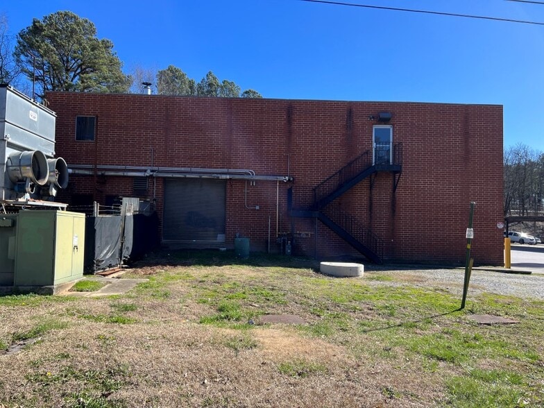 More Photos Of 4829 Peachtree Rd, Chamblee Flex For Sale