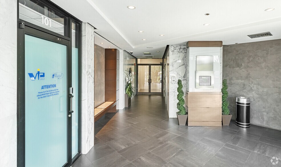 More Photos Of 3475 Sheridan St, Hollywood Office For Lease