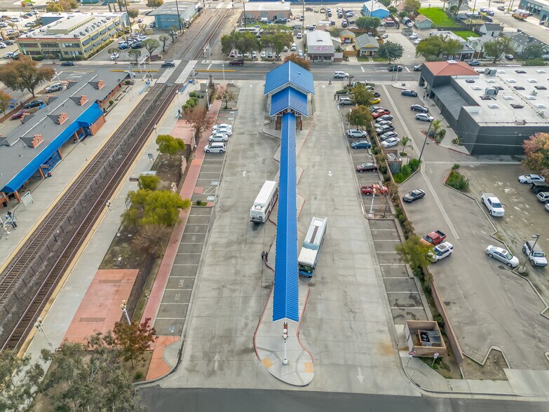 More Photos Of 504 W 7th St, Hanford Freestanding For Sale