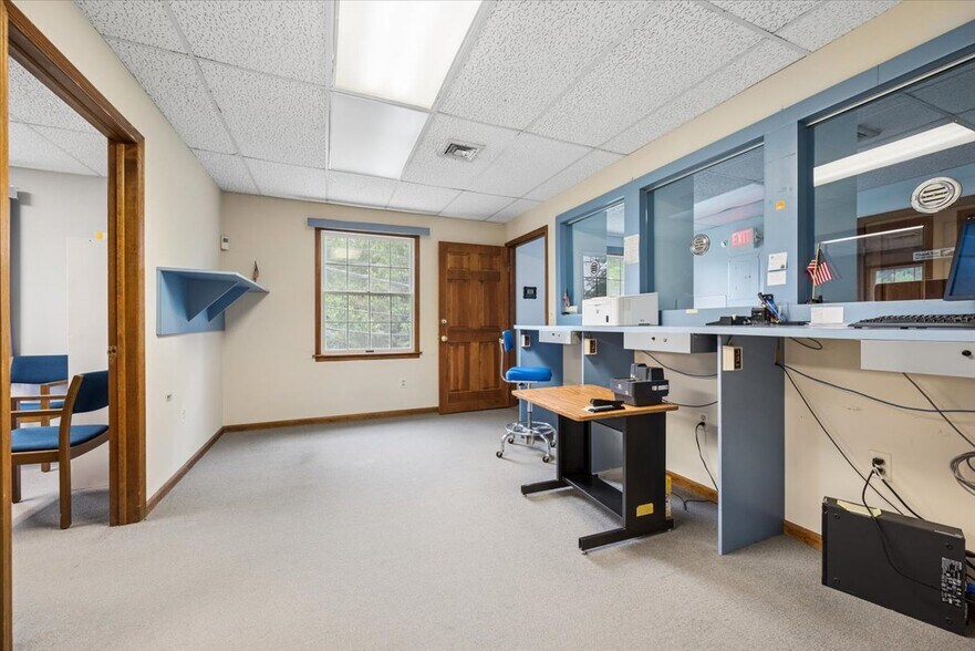 More Photos Of 1130 US Highway 202 S, Raritan Medical For Sale