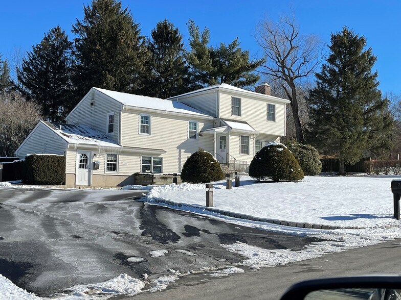 More Photos Of 2 Mountain View Ave, Long Valley Medical For Lease