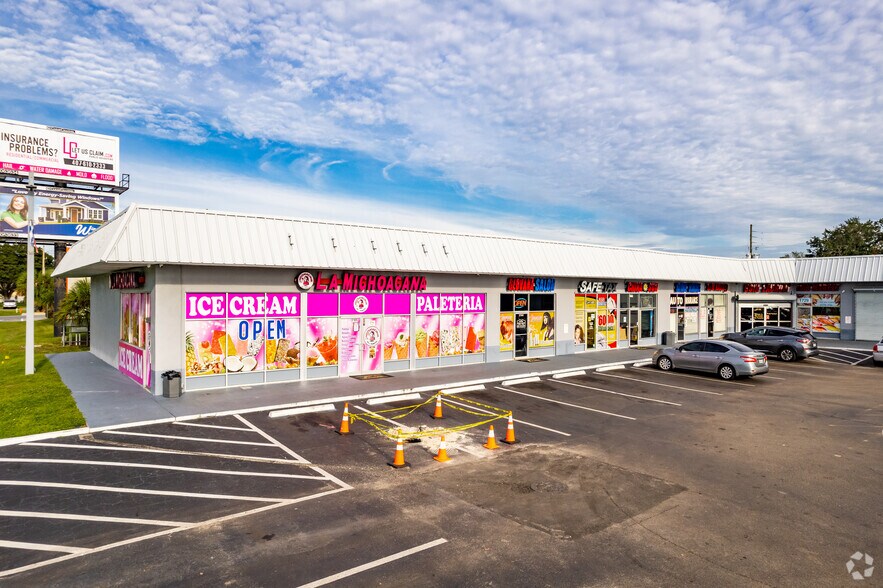 More Photos Of 1701 W Oak Ridge Rd, Orlando Storefront For Sale