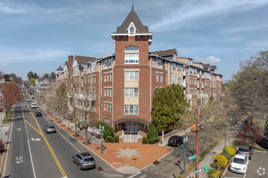 Primary Photo Of 35 W Broad St, Stamford Apartments For Sale