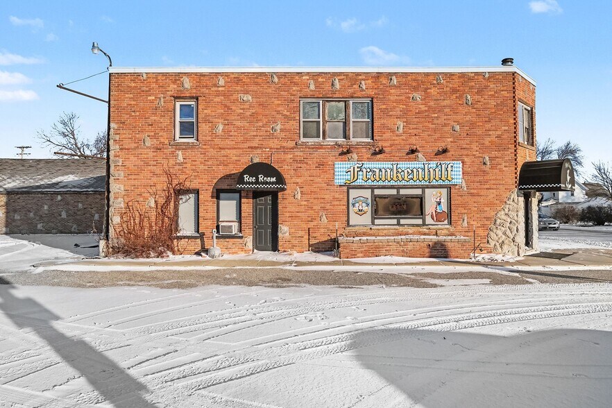 More Photos Of 9500 Saginaw st, Reese Flex For Sale