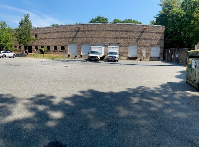 More Photos Of 377 Ballardvale St, Wilmington Warehouse For Lease