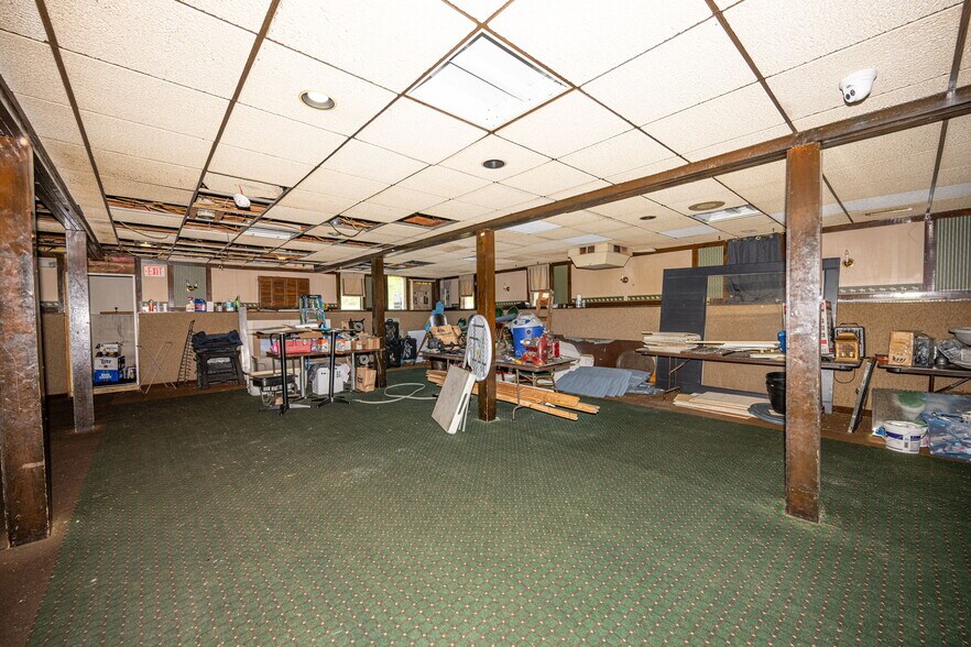 More Photos Of 3365 Abbott Rd, Orchard Park General Retail For Sale