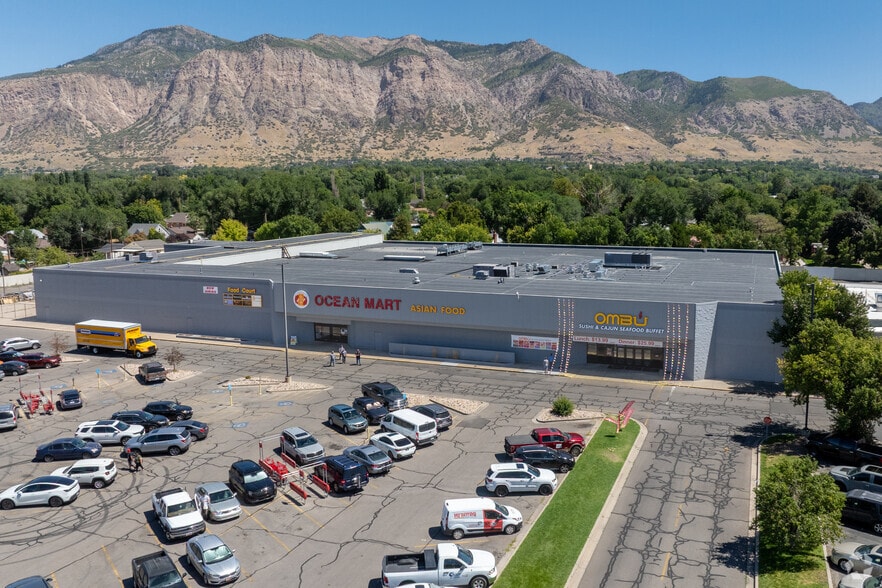 More Photos Of 1018 Washington Blvd, Ogden Supermarket For Lease