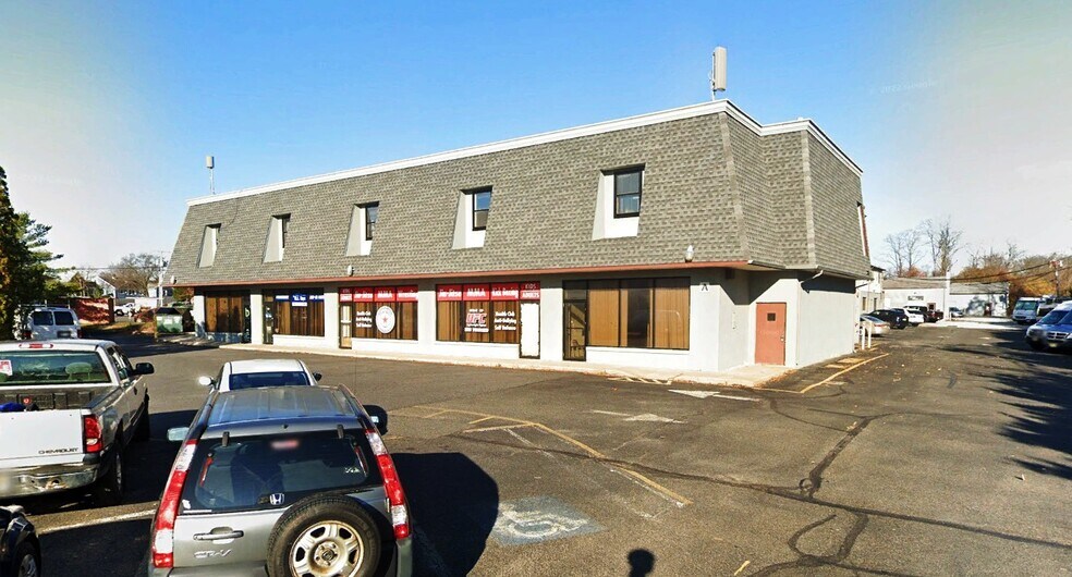 More Photos Of 2400 Belmar Blvd, Belmar Light Distribution For Lease