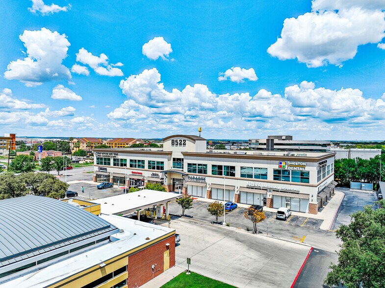 More Photos Of 8522 Broadway, San Antonio Office For Lease