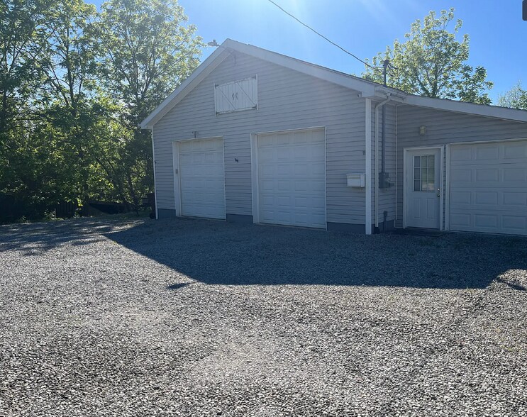 More Photos Of 1128 PA-56, Apollo Flex For Lease