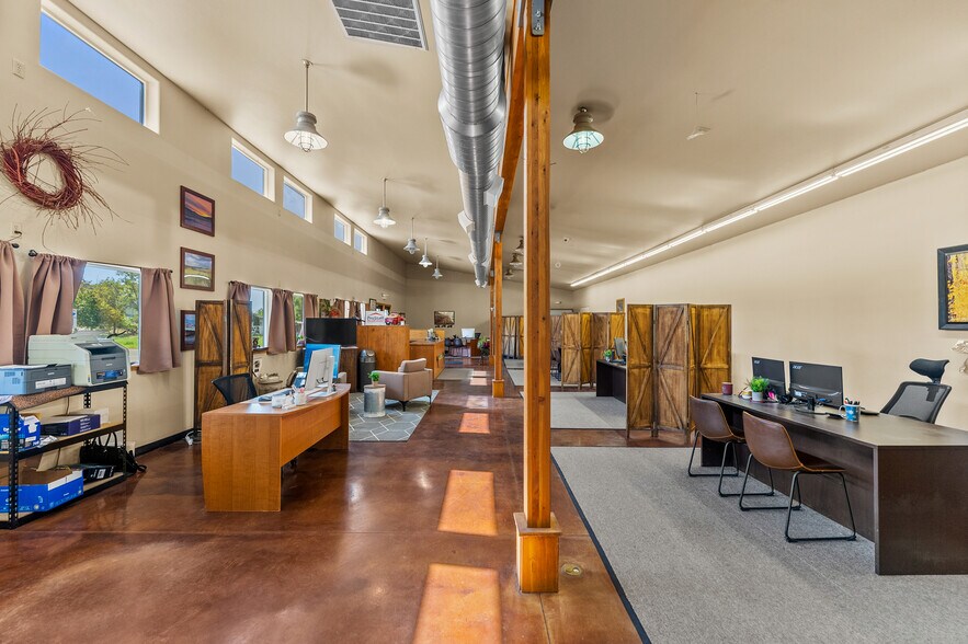 More Photos Of 911 19th Ave, Oroville Freestanding For Sale