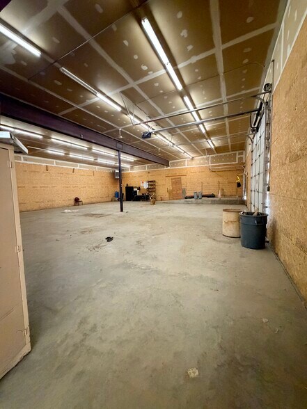 More Photos Of 420 S Main St, Caribou Warehouse For Sale