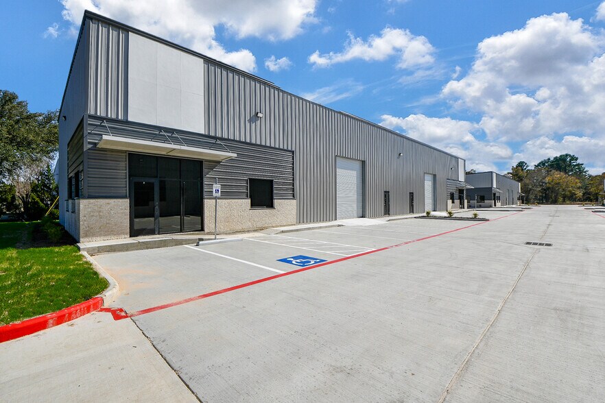 More Photos Of 5713 13th St, Katy Unknown For Lease