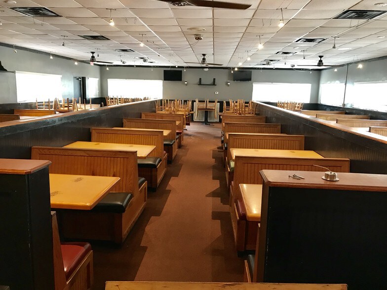 More Photos Of 406 US Highway 41 Byp N, Venice Restaurant For Lease