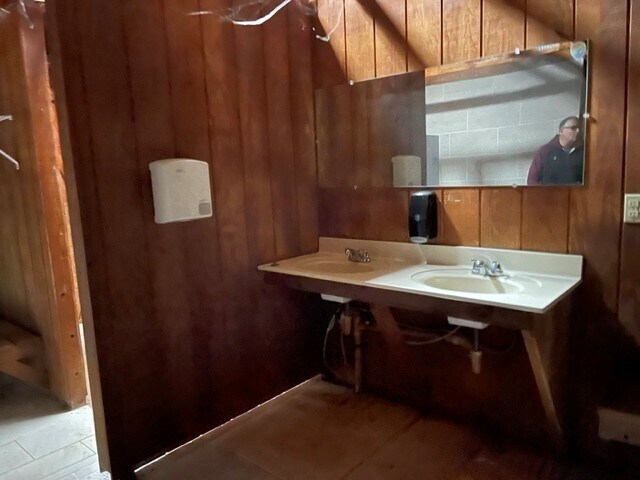 More Photos Of 414 Milroy Grose, Lansing Land For Sale