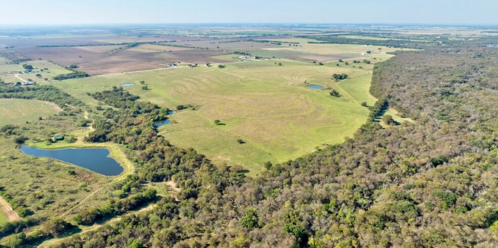 More Photos Of 831 Baker Rd, Pilot Point Land For Sale