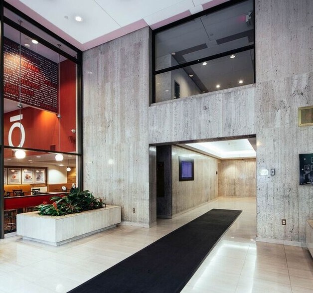 More Photos Of 1629 K St NW, Washington Office For Lease