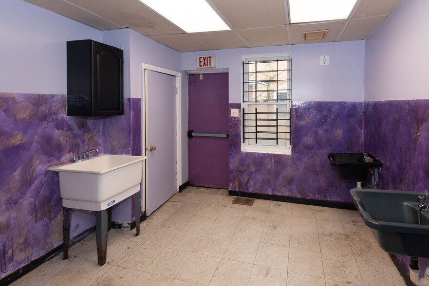 More Photos Of 4905 Liberty Heights Ave, Gwynn Oak Storefront Retail Residential For Sale
