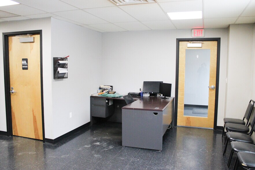 More Photos Of 895 W County Road 350 N, North Vernon Warehouse For Sale